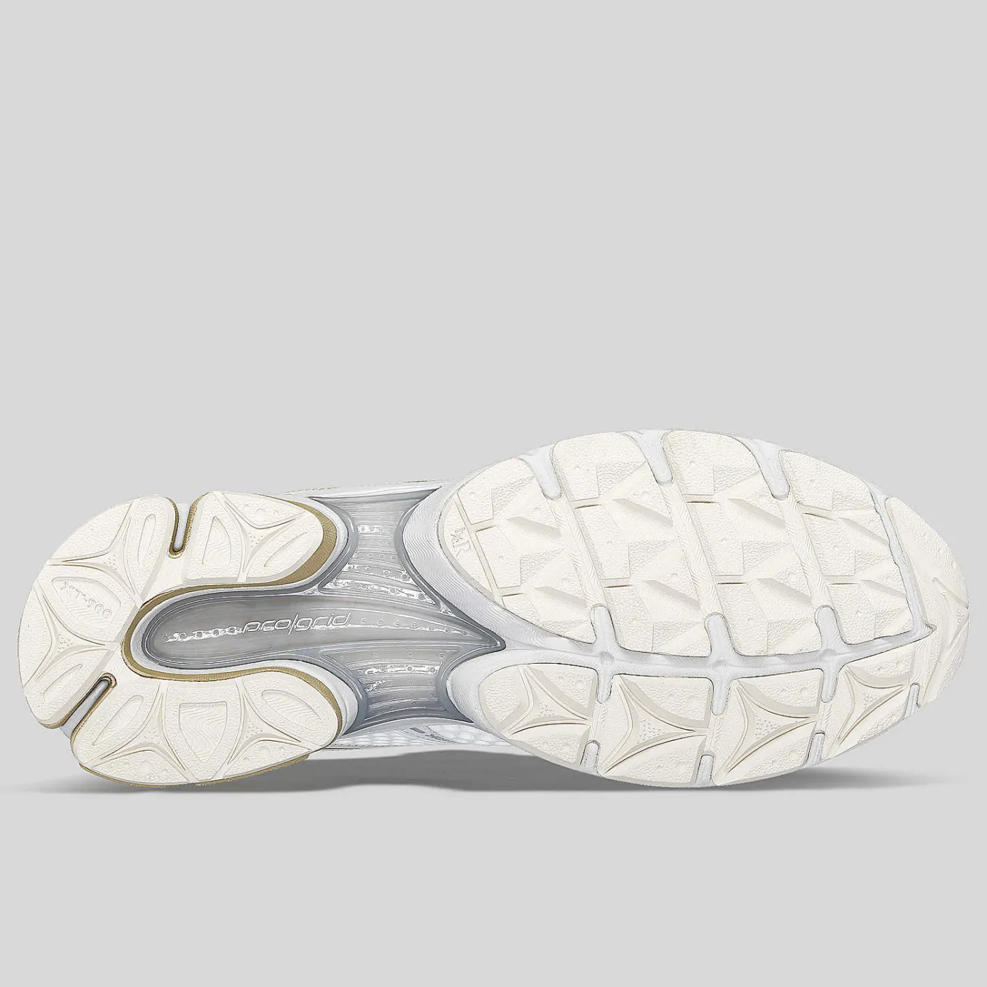 Highsnobiety X ProGrid Triumph 4|Saucony Shop