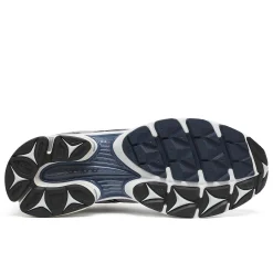 ProGrid Triumph 4 Fabricated Future|Saucony Clearance